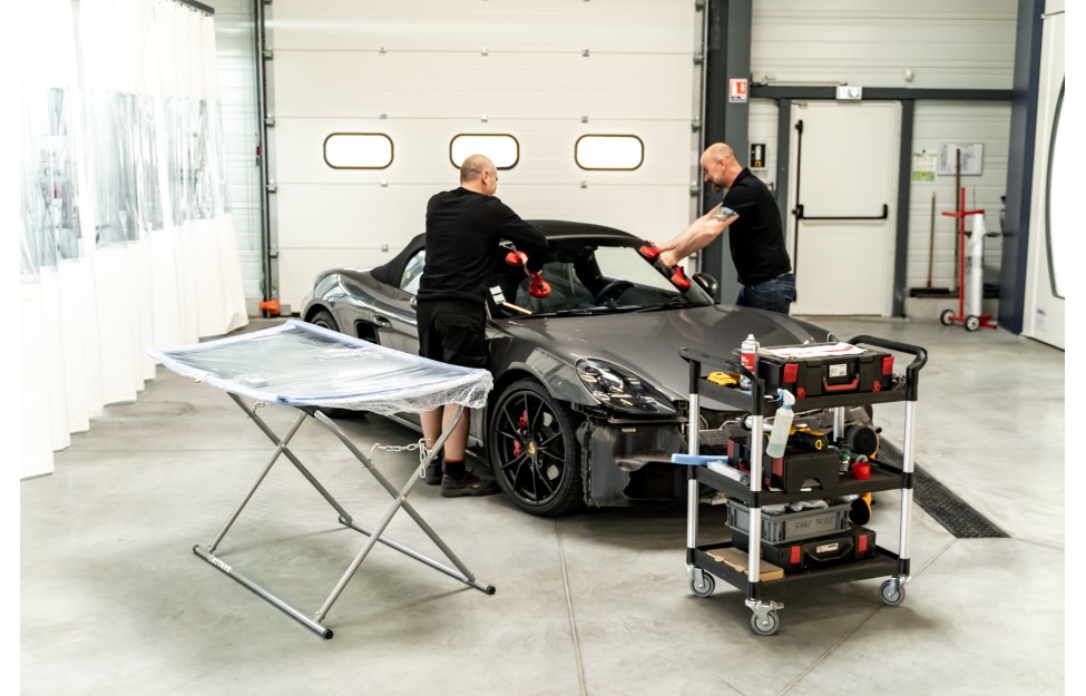 Pare-brise :Balais d'essuie-glaces offerts